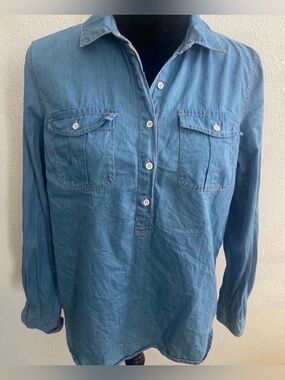 Women’s Light Blue Denim-Style Men’s Button Henley Shirt (Size S)